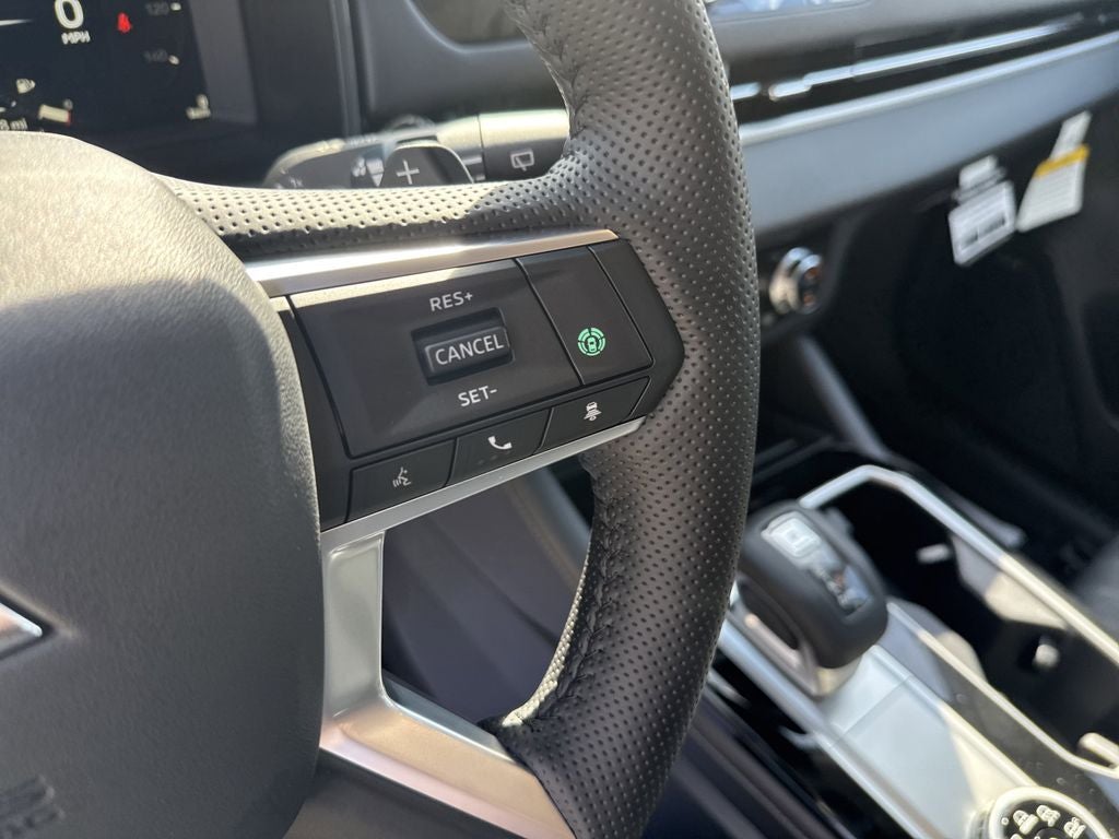 2025 Mitsubishi Outlander SEL