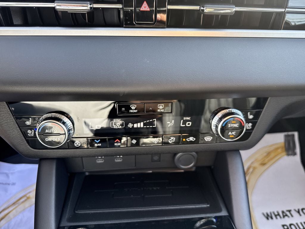 2025 Mitsubishi Outlander SEL