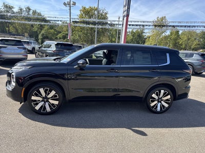 2025 Mitsubishi Outlander SEL