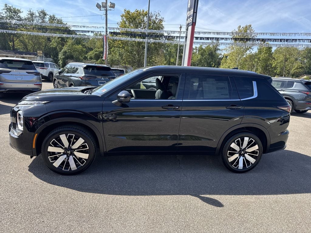 2025 Mitsubishi Outlander SEL