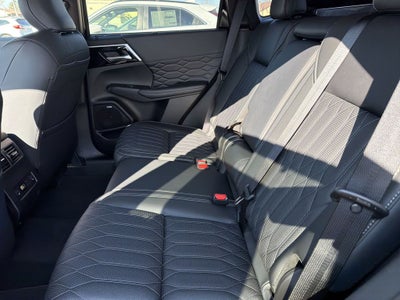 2026 Mitsubishi Outlander SEL