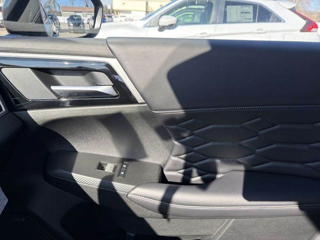 2026 Mitsubishi Outlander SEL