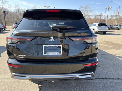 2026 Mitsubishi Outlander SEL