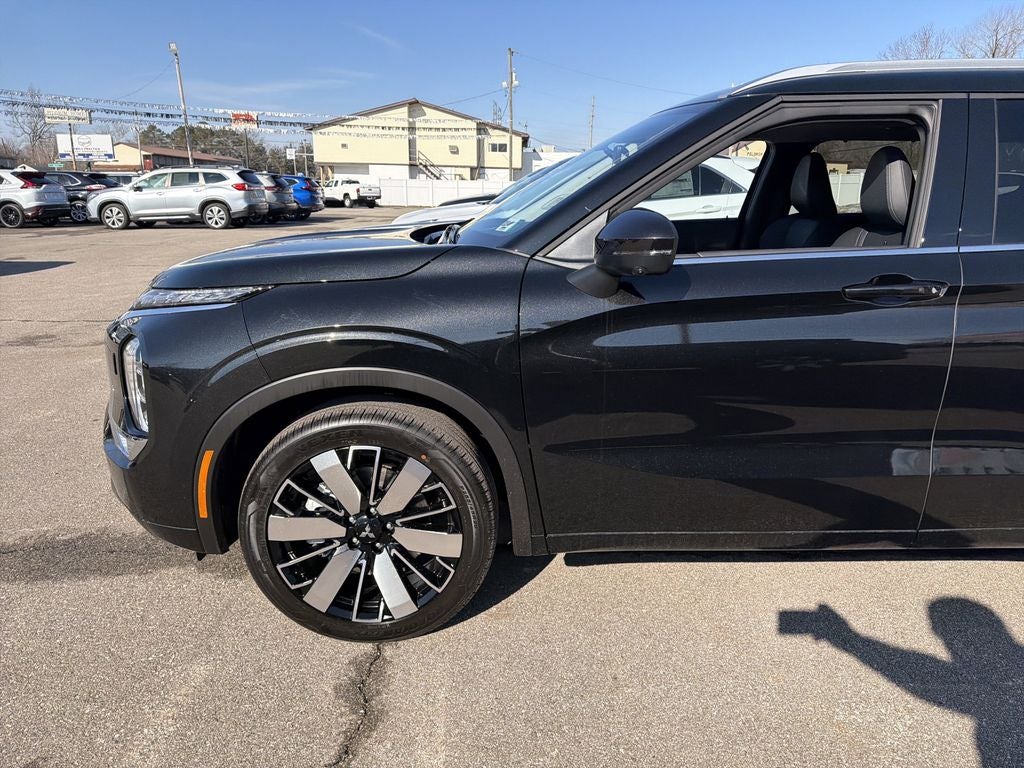 2026 Mitsubishi Outlander SEL