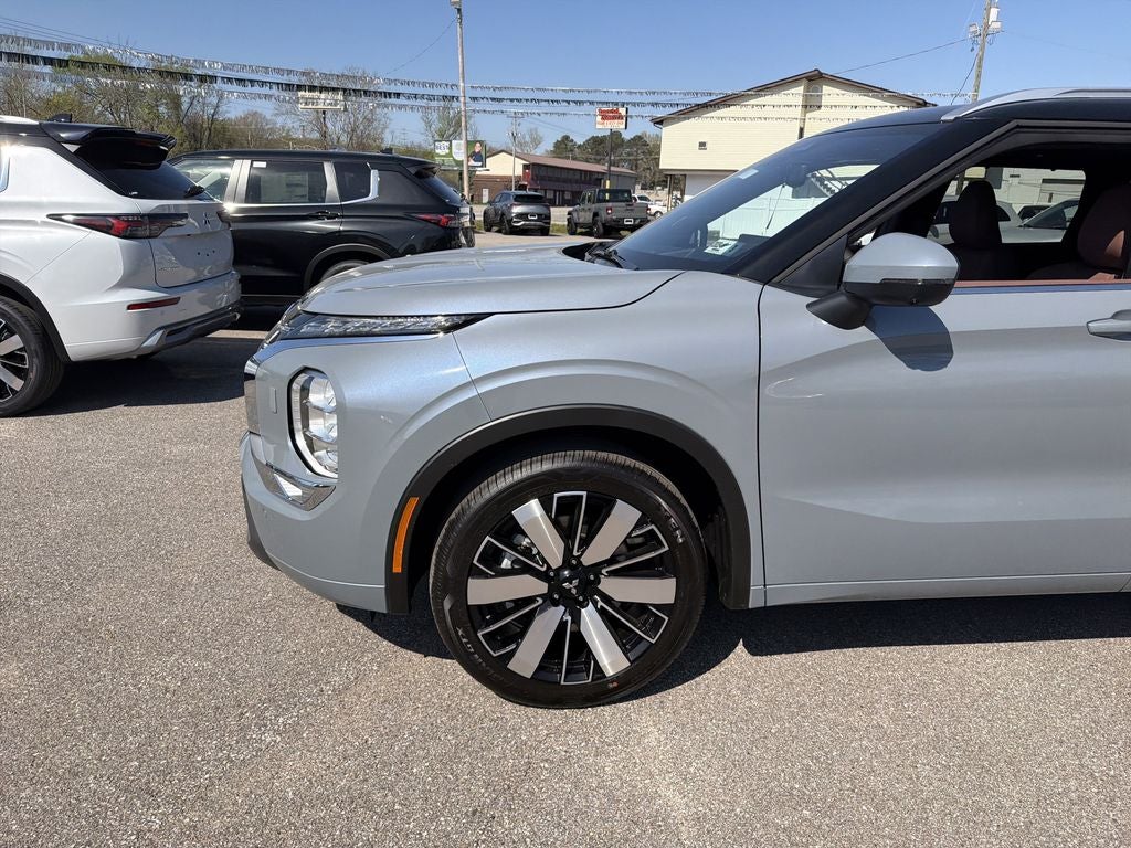 2026 Mitsubishi Outlander SEL