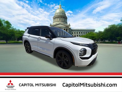 2026 Mitsubishi Outlander Base