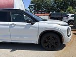 2026 Mitsubishi Outlander Base