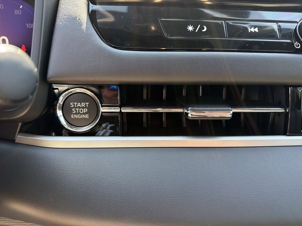 2026 Mitsubishi Outlander Base