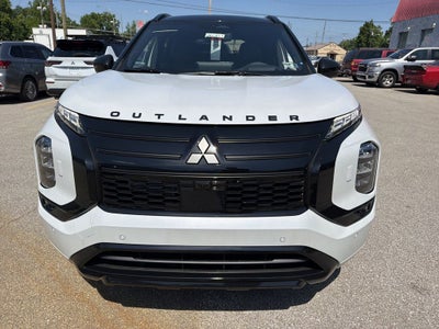2026 Mitsubishi Outlander Base