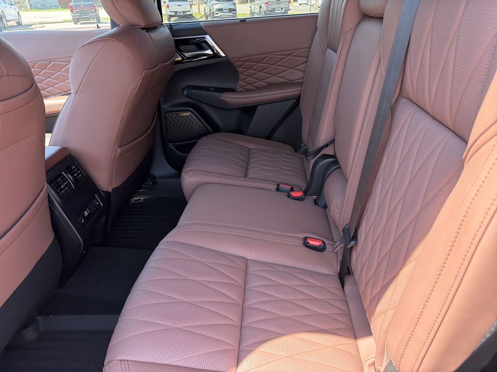 2026 Mitsubishi Outlander SEL
