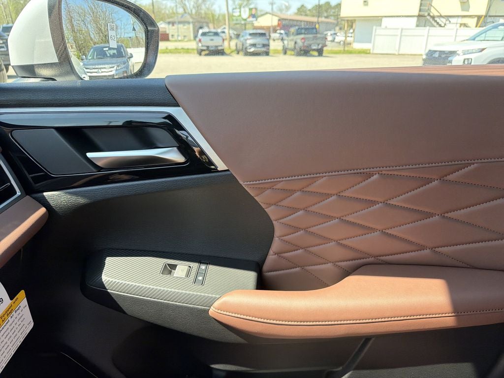 2026 Mitsubishi Outlander SEL