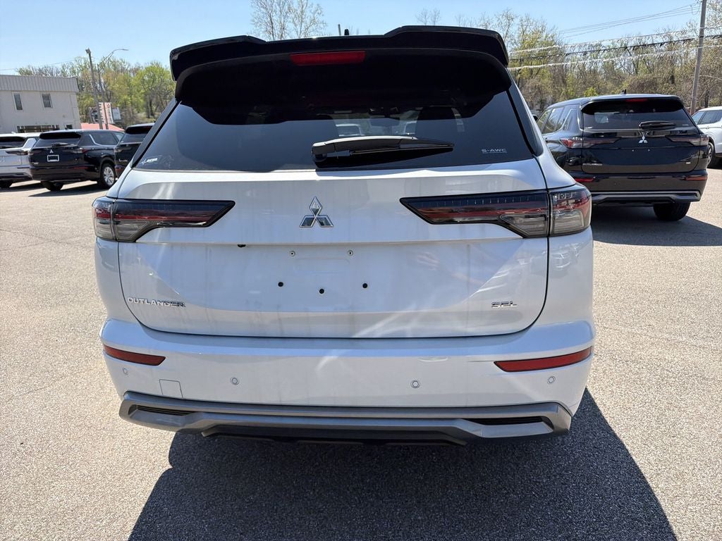 2026 Mitsubishi Outlander SEL