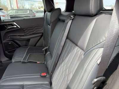 2026 Mitsubishi Outlander SEL