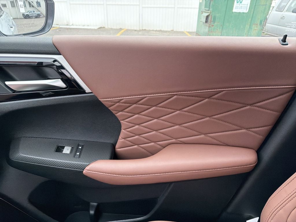 2026 Mitsubishi Outlander SEL