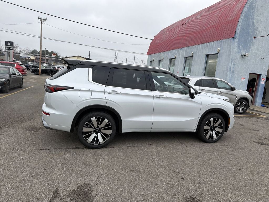 2026 Mitsubishi Outlander SEL