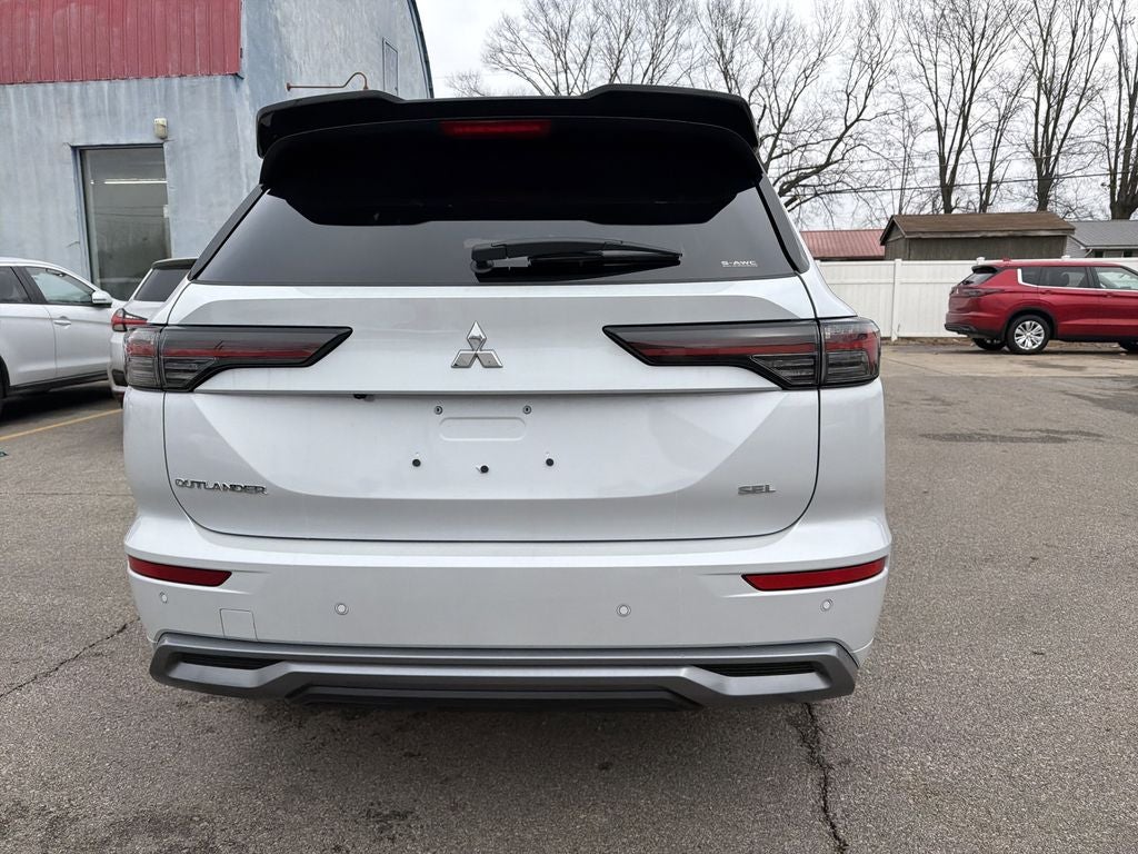 2026 Mitsubishi Outlander SEL