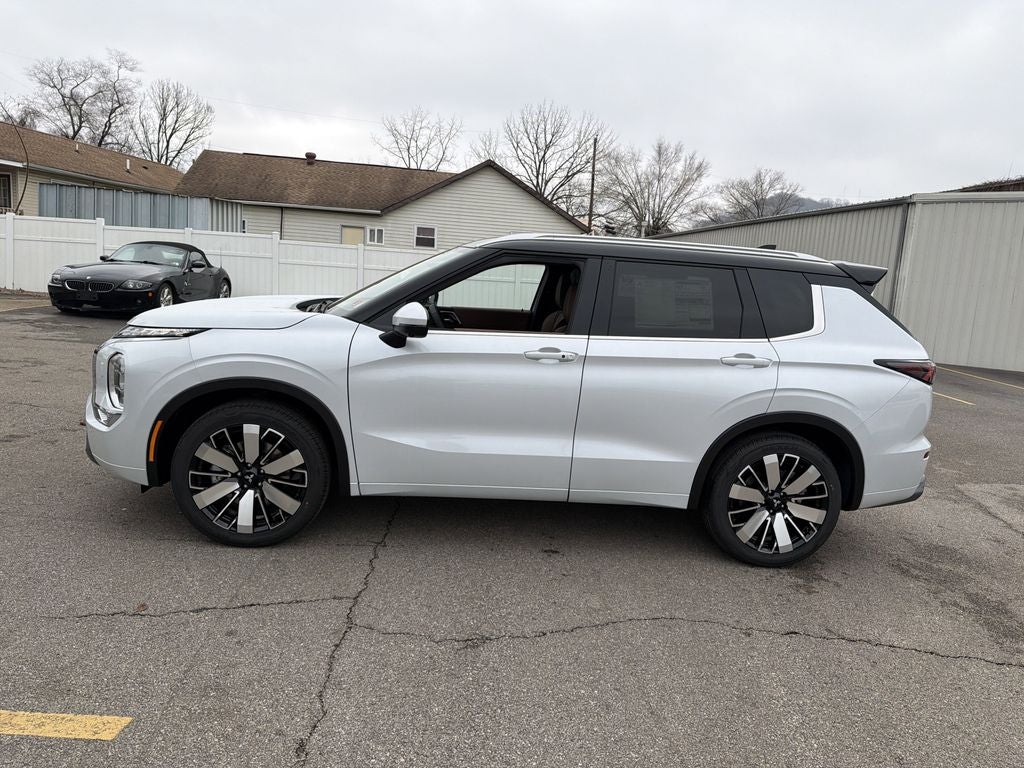 2026 Mitsubishi Outlander SEL