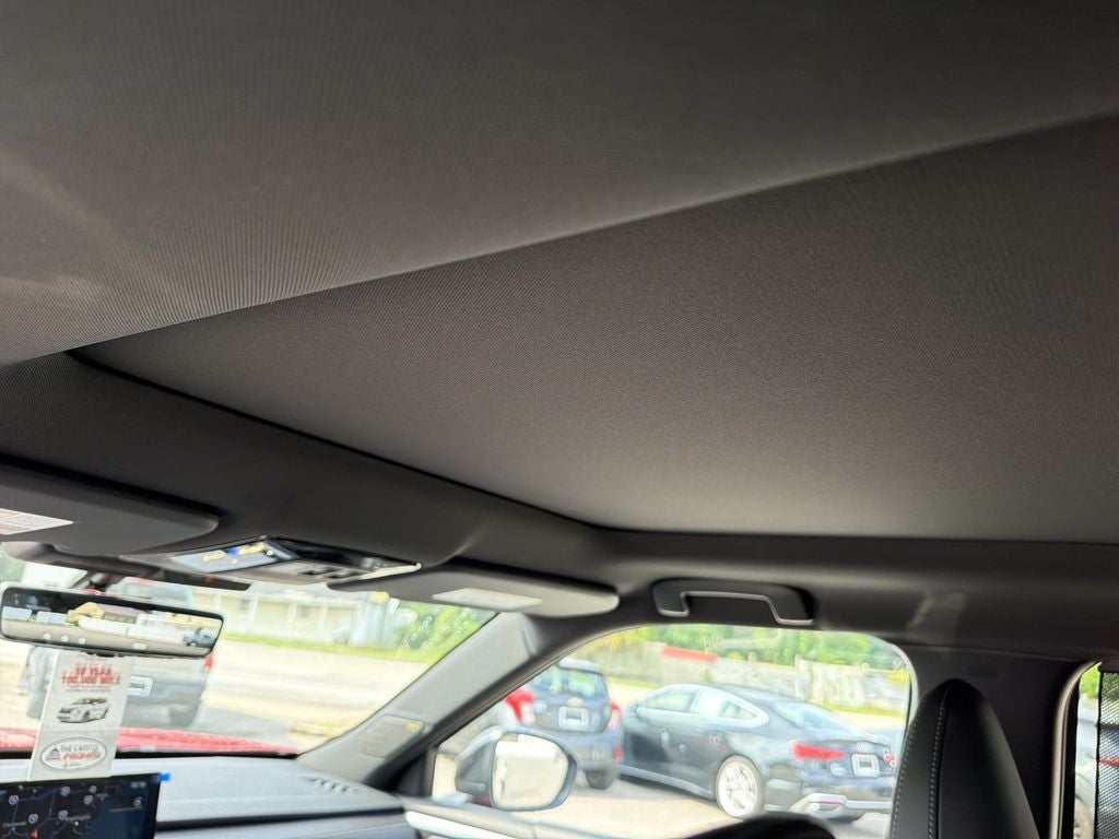 2026 Mitsubishi Outlander Base