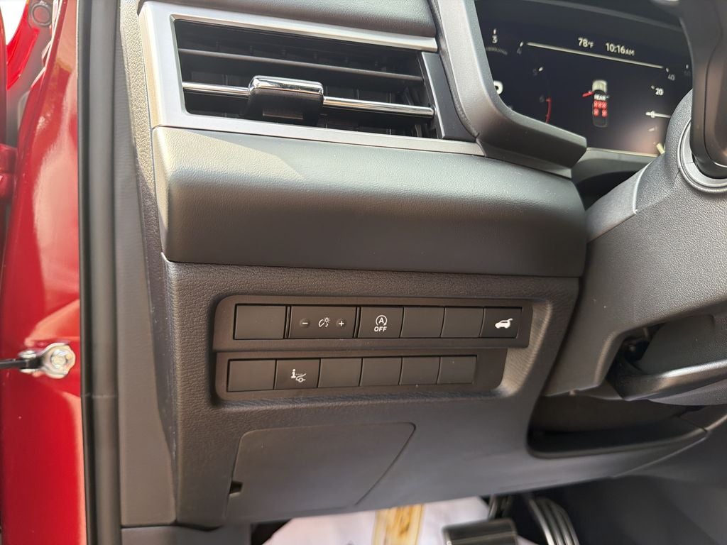 2026 Mitsubishi Outlander Base