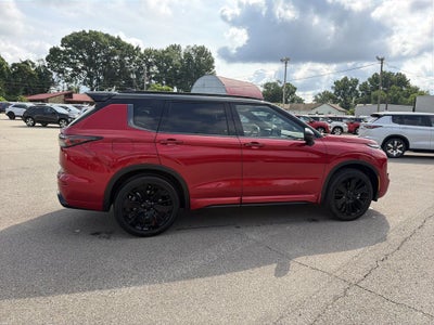 2026 Mitsubishi Outlander Base