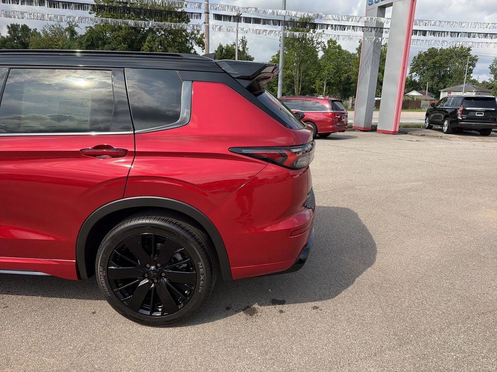 2026 Mitsubishi Outlander Base