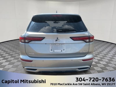 2025 Mitsubishi Outlander PHEV SE
