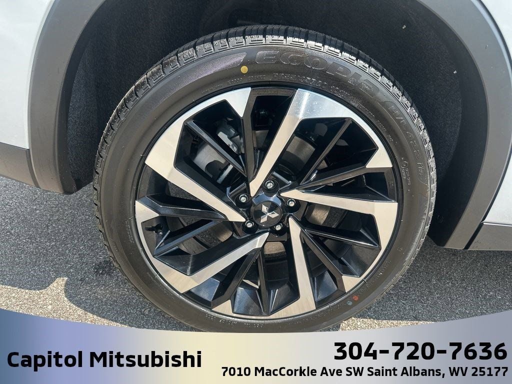 2025 Mitsubishi Outlander PHEV SE