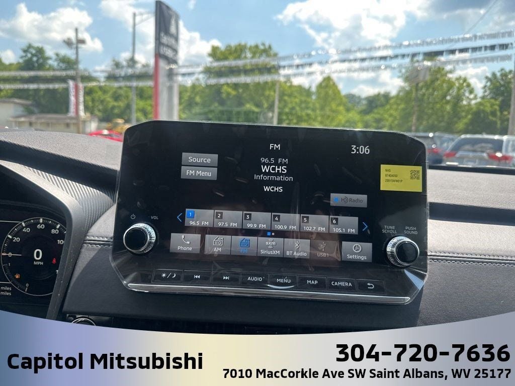 2025 Mitsubishi Outlander PHEV SE