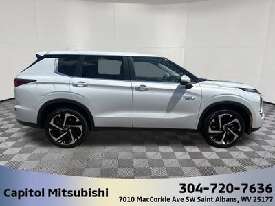 2025 Mitsubishi Outlander PHEV SE