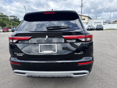 2025 Mitsubishi Outlander PHEV SE