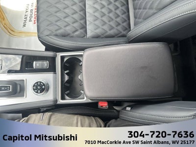 2025 Mitsubishi Outlander PHEV SEL