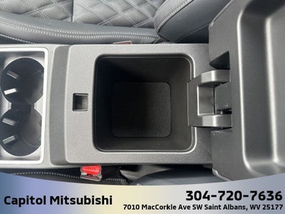 2025 Mitsubishi Outlander PHEV SEL