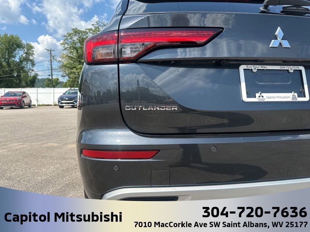 2025 Mitsubishi Outlander PHEV SEL