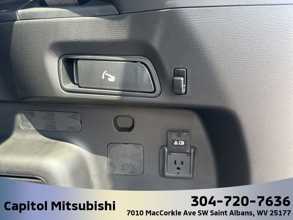 2025 Mitsubishi Outlander PHEV SEL