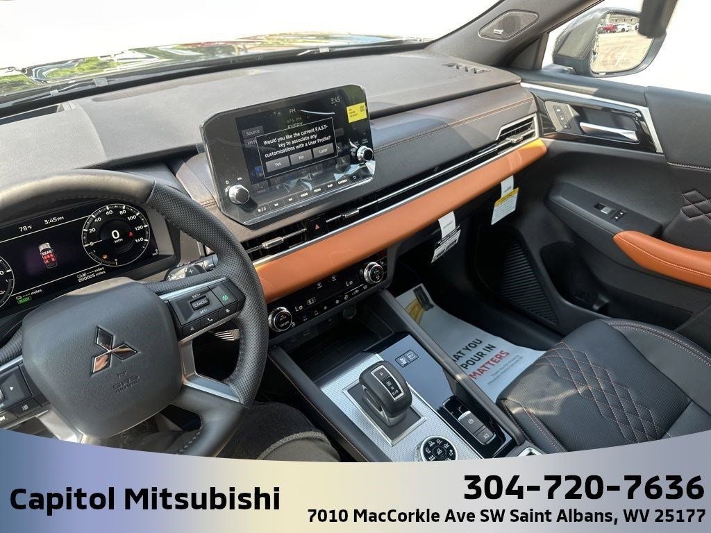 2025 Mitsubishi Outlander PHEV SEL