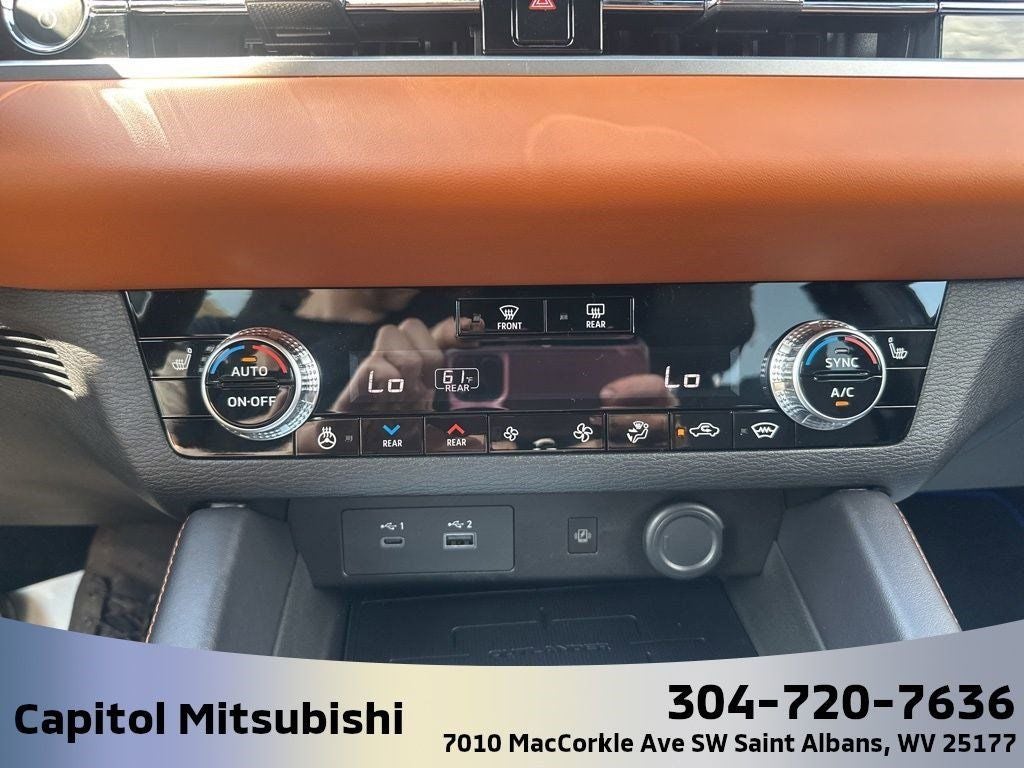 2025 Mitsubishi Outlander PHEV SEL