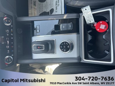 2025 Mitsubishi Outlander PHEV SEL