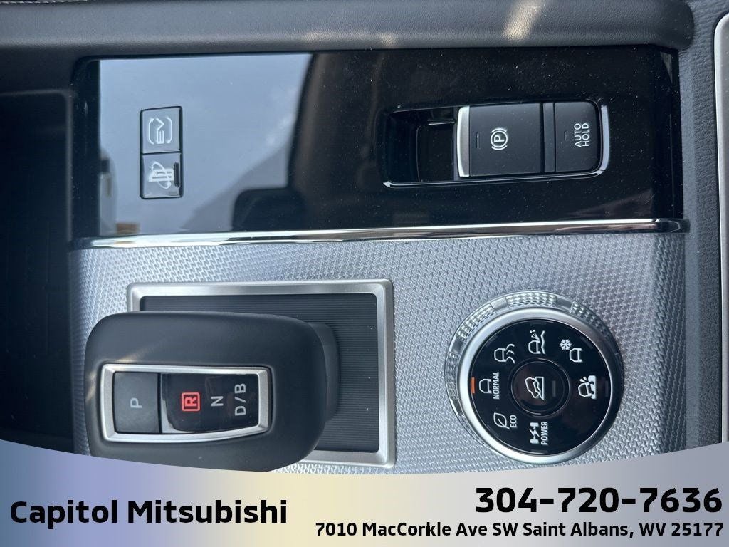 2025 Mitsubishi Outlander PHEV SEL