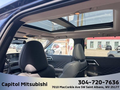 2025 Mitsubishi Outlander PHEV SEL