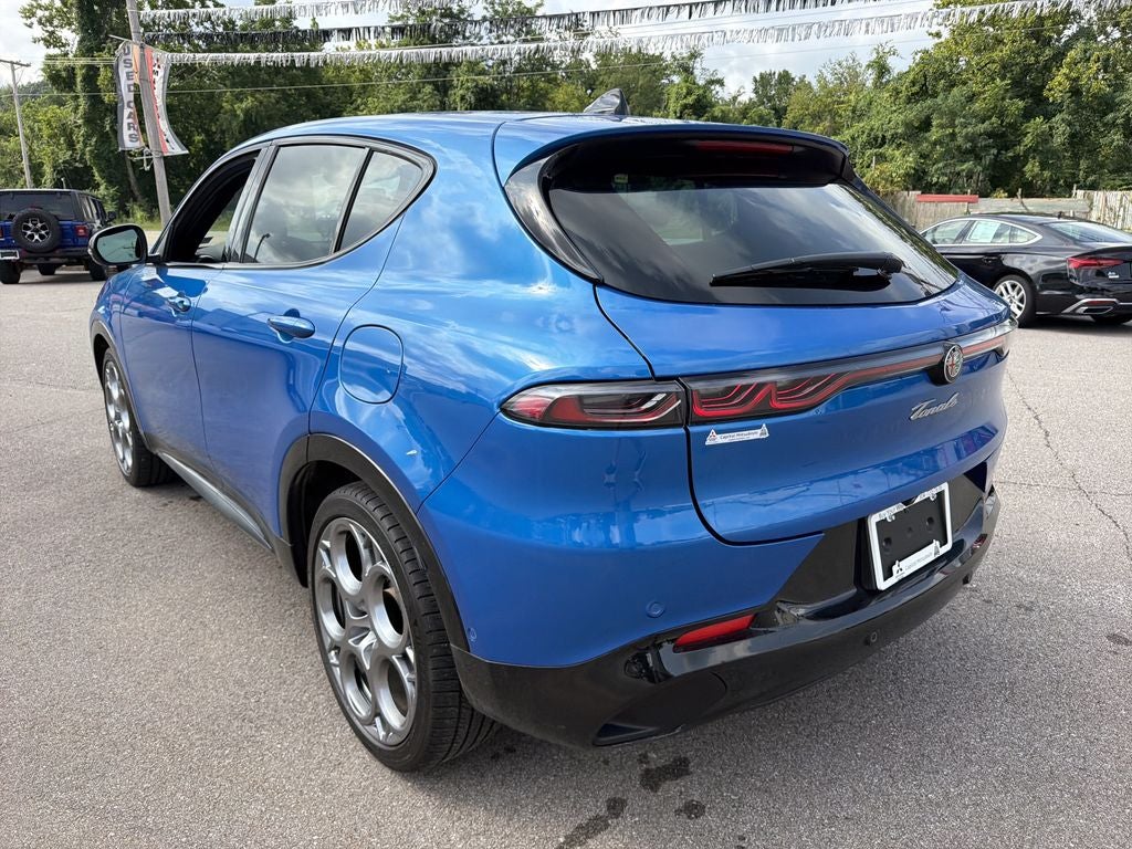 2025 Alfa Romeo Tonale Base