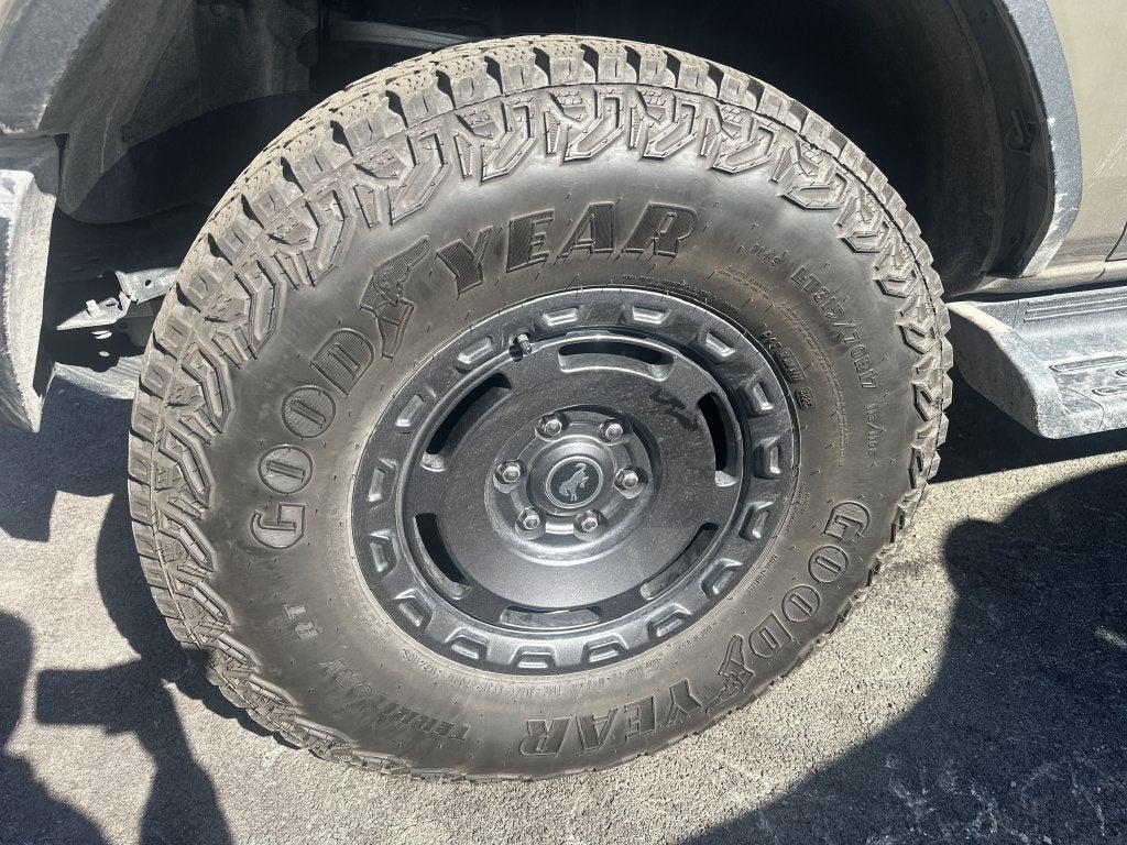 2025 Ford Bronco Base