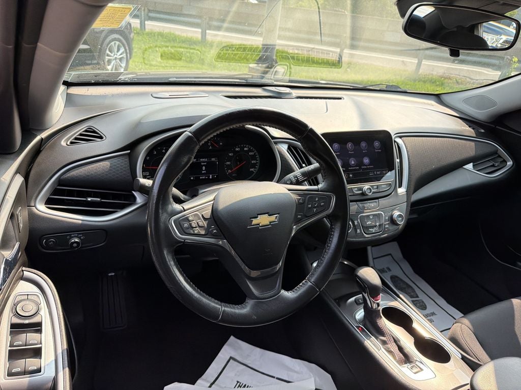 2022 Chevrolet Malibu RS