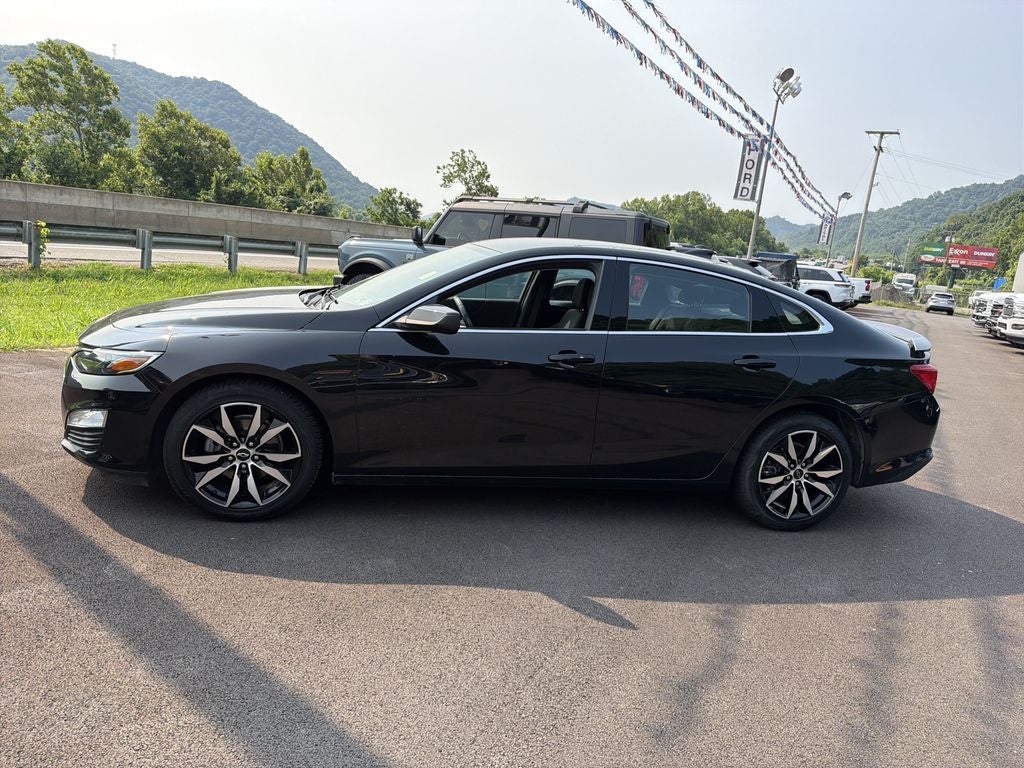 2022 Chevrolet Malibu RS