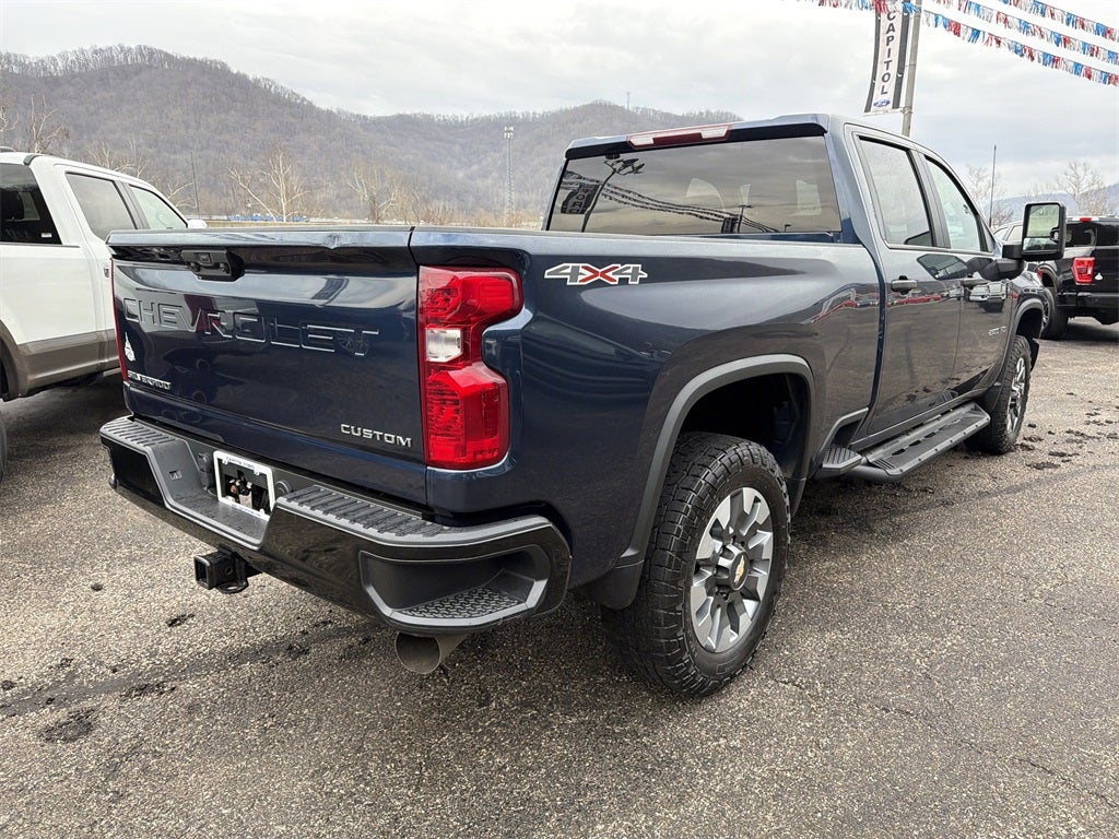 2022 Chevrolet Silverado 2500HD Custom