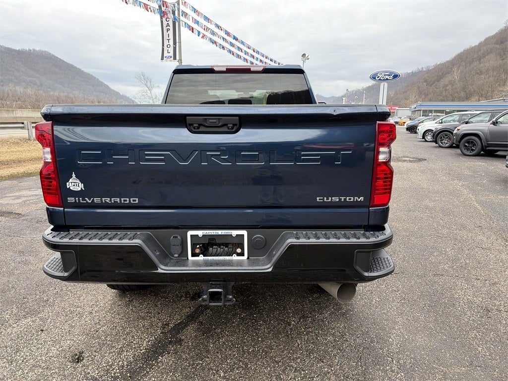 2022 Chevrolet Silverado 2500HD Custom