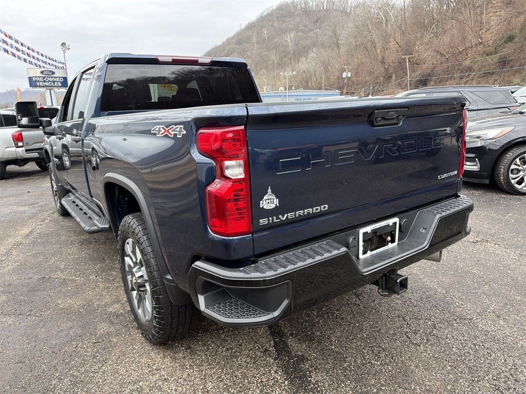 2022 Chevrolet Silverado 2500HD Custom