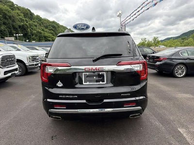 2023 GMC Acadia Denali