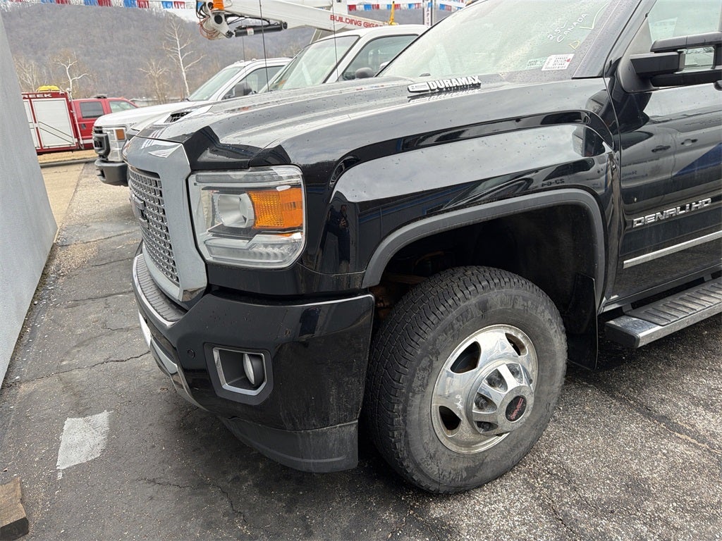 2017 GMC Sierra 3500HD Denali