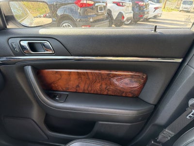 2016 Lincoln MKS Base