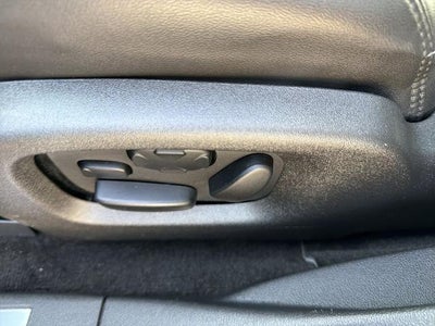 2016 Lincoln MKS Base